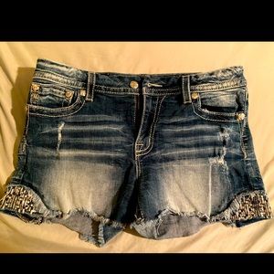 Miss Me Mid Ride Easy Short 31